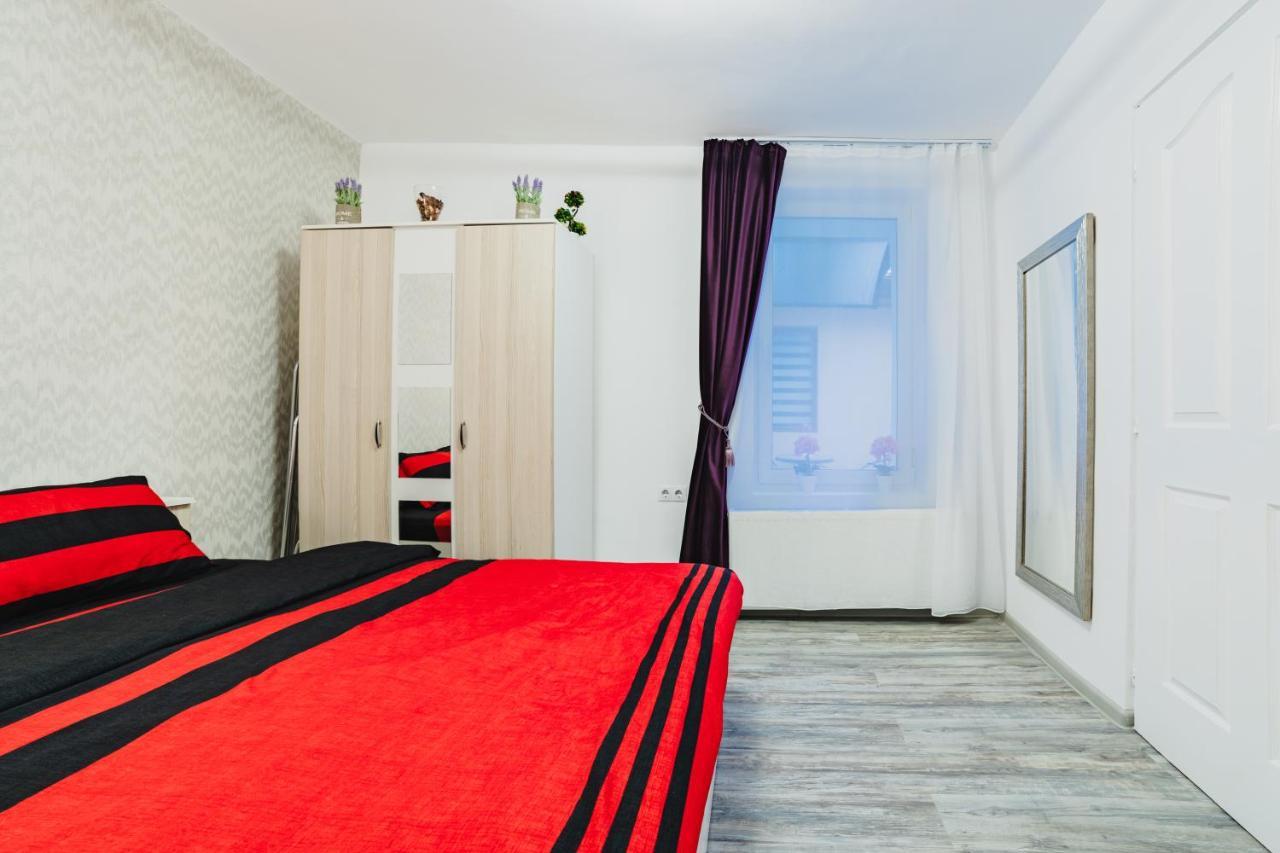 Studio Central Poarta Schei Braşov Exteriör bild